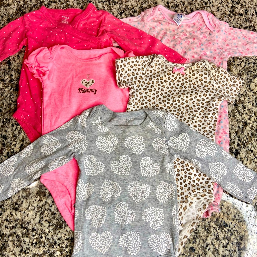 Tshirt onesies